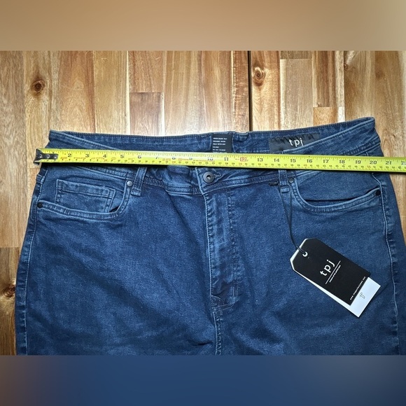 TPJ The Perfect Jean Thick Thicc Captain Midnight Blue Stretch Jeans 42x34 - Picture 9 of 12